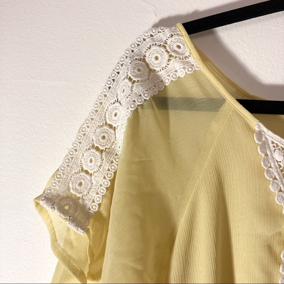 Apt 9 Blouse White Lace Bib Yellow Drawstring Peplum Top Large EUC - Picture 3 of 8